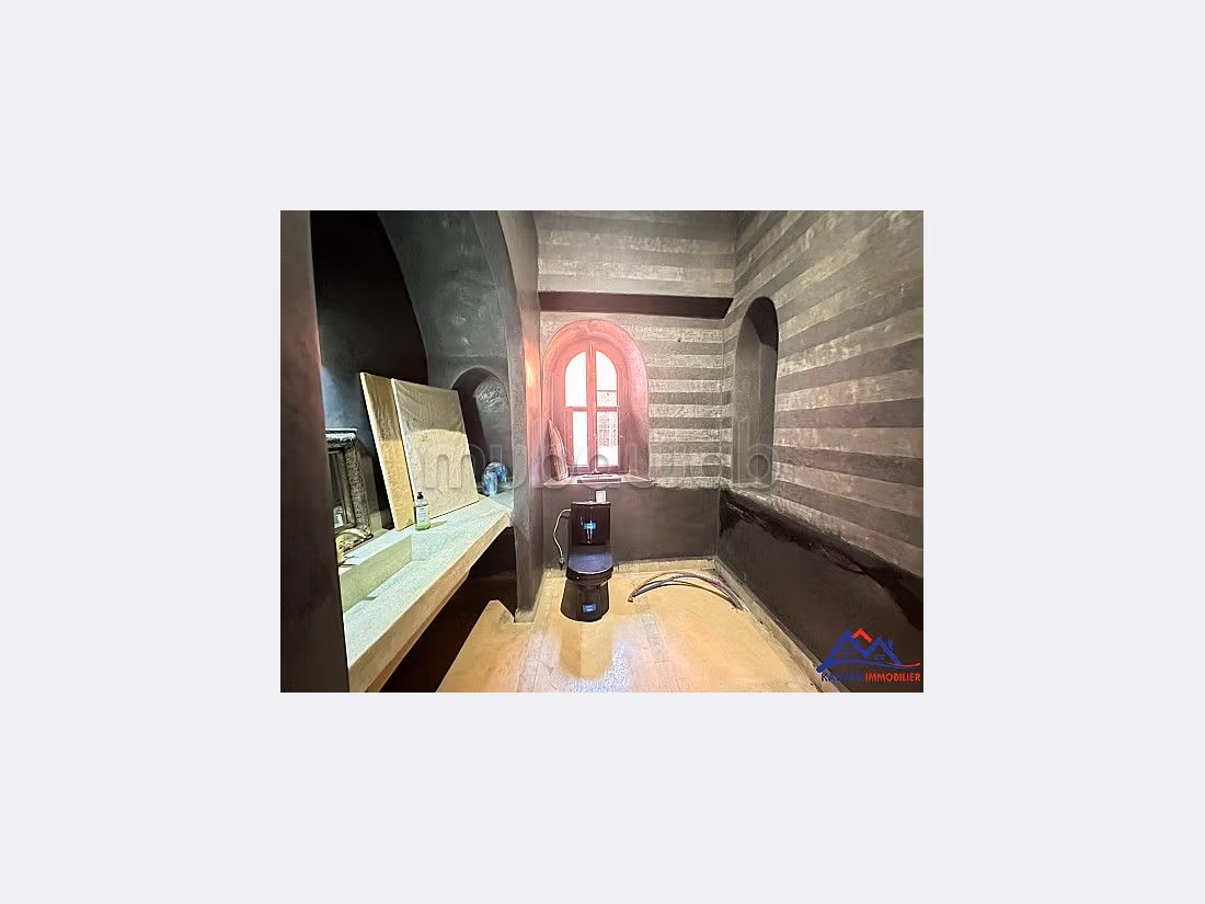 Suntuoso riad en venta. 5 hermosas habitaciones. Terraza