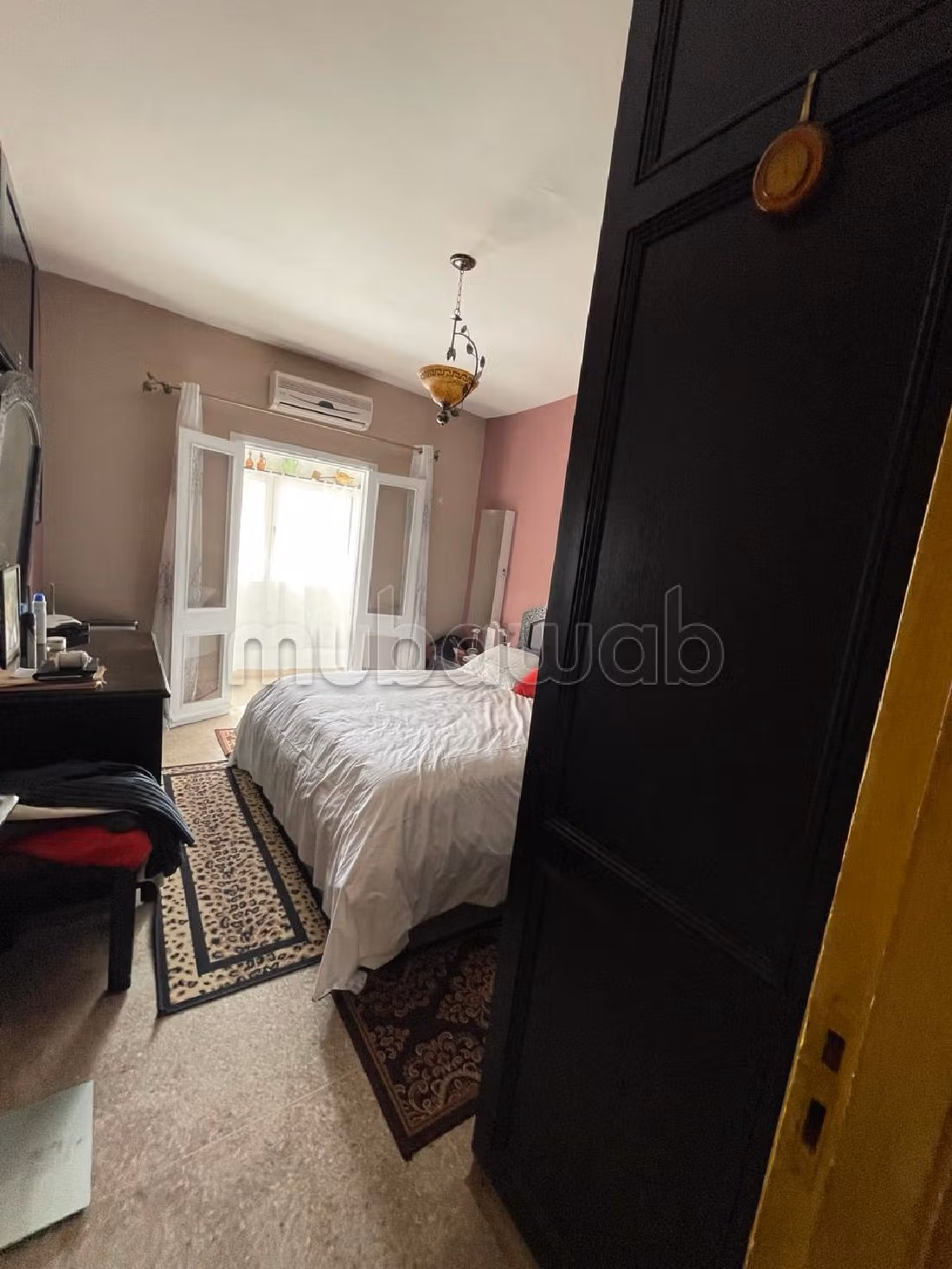 Te koop: huizen in Issil. Totale oppervlakte 89 m². Traditionele, Marokkaanse woonkamer en satellietschotel. 
