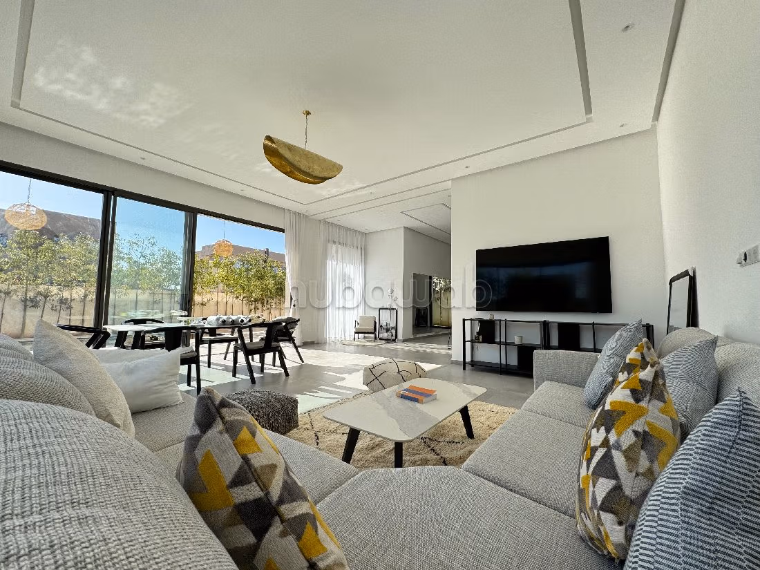 Fabulous house for sale in Amelkis. 4 lovely rooms. Well furnished. 