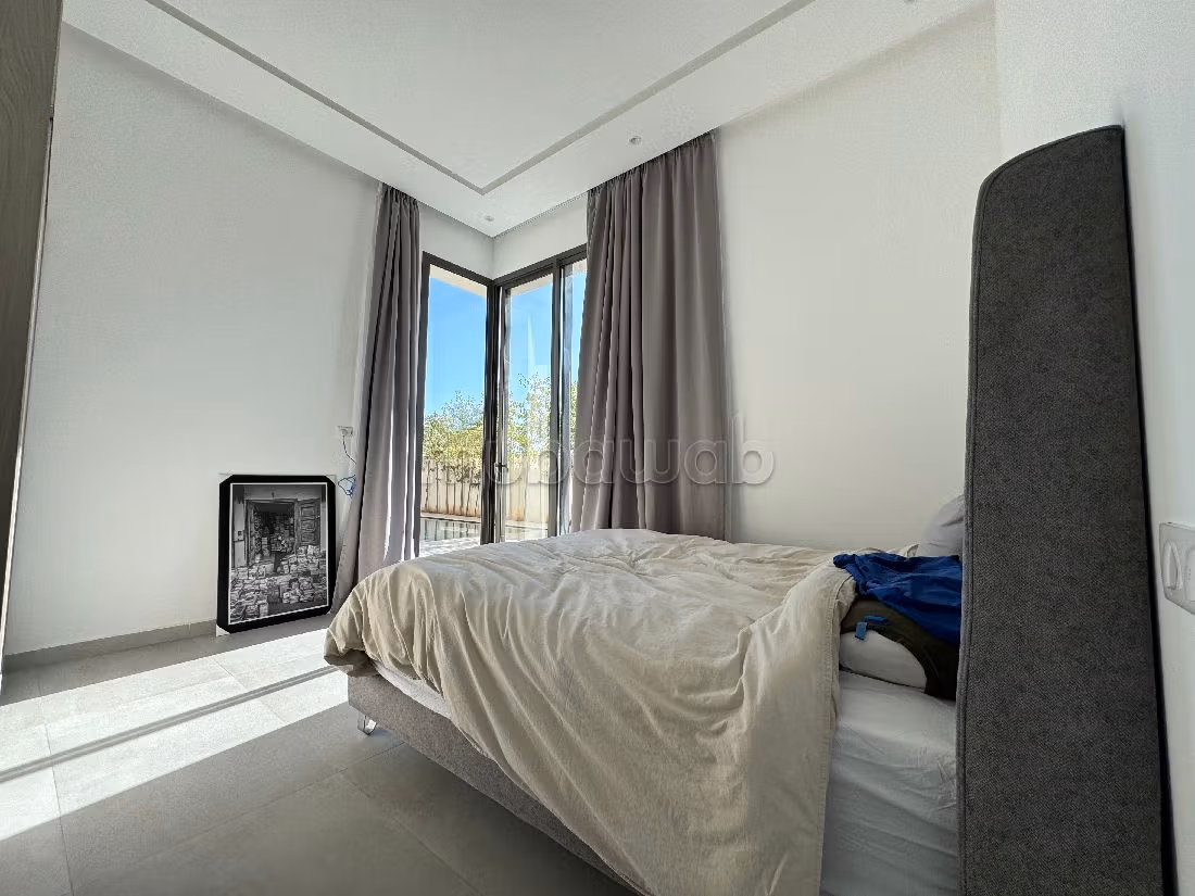 Fabulous house for sale in Amelkis. 4 lovely rooms. Well furnished. 