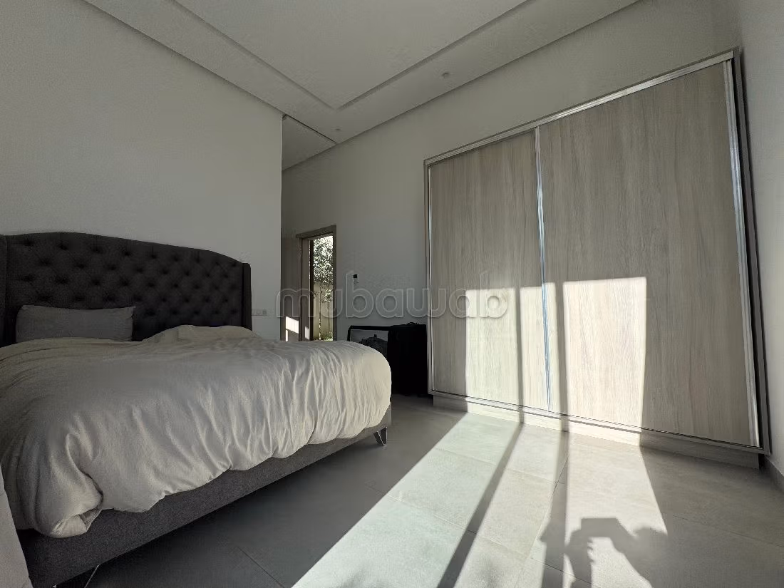 Fabulous house for sale in Amelkis. 4 lovely rooms. Well furnished. 