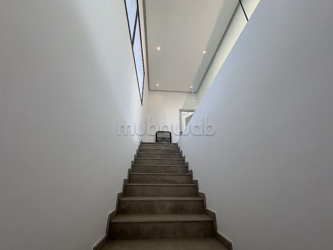 Fabulous house for sale in Amelkis. 4 lovely rooms. Well furnished. 