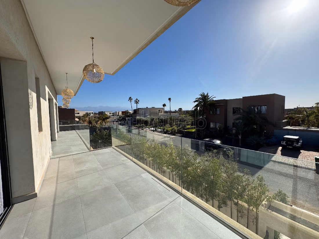 Fabulous house for sale in Amelkis. 4 lovely rooms. Well furnished. 