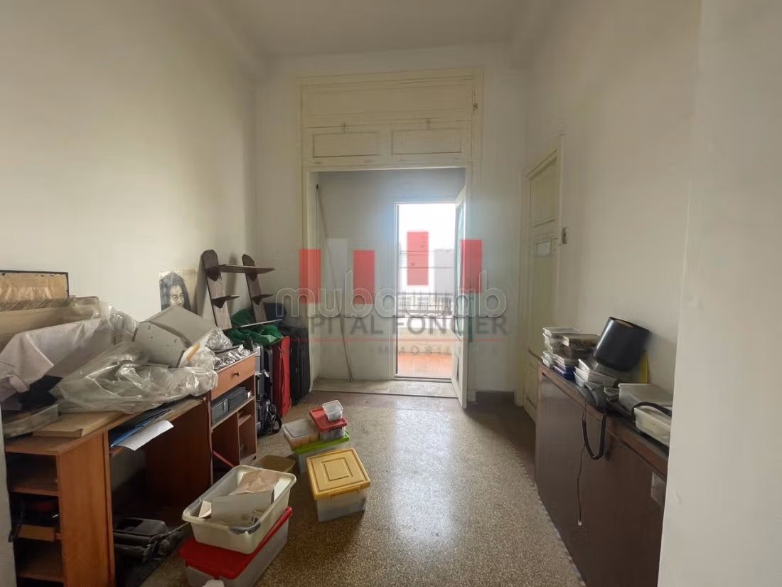 Appartamento in vendita a Centre Ville. Superficie di 198 m². Con ascensore e terrazzo