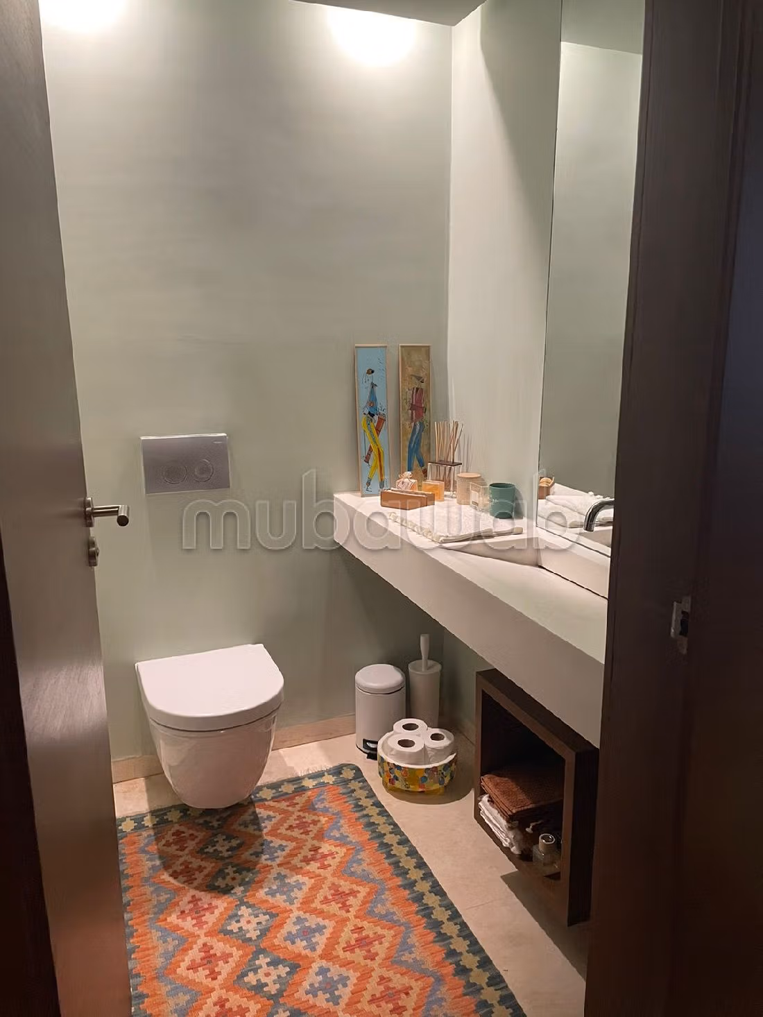 BEL APPARTEMENT à louer VIDE, résidence à AIN DIAB