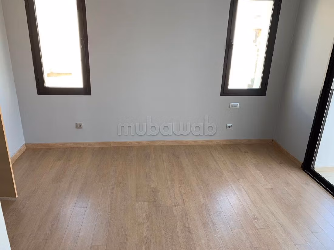 Belle villa à la ville verte