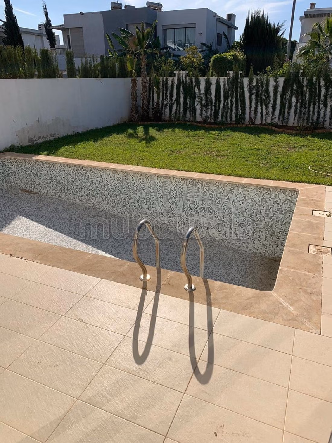 Belle villa à la ville verte