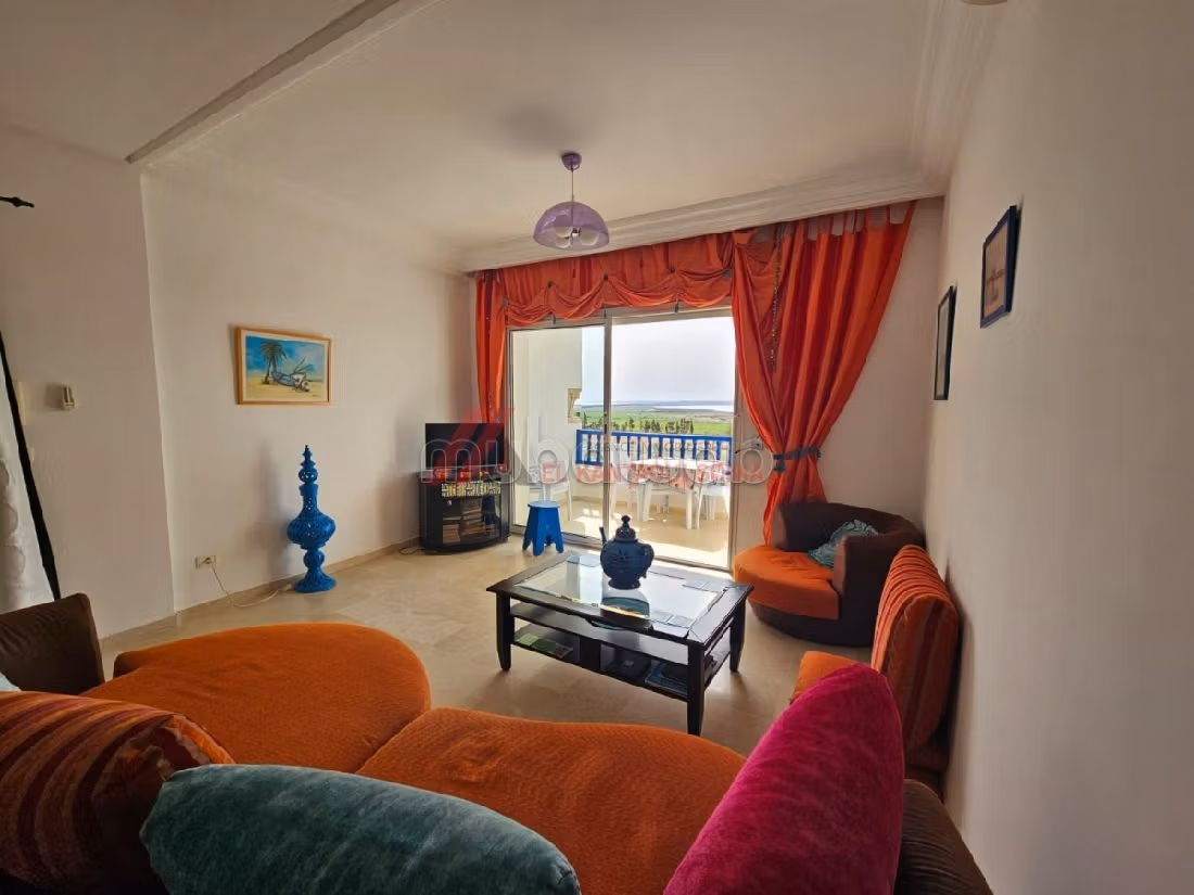 A vendre un s2 à hergla avec parking et cellier