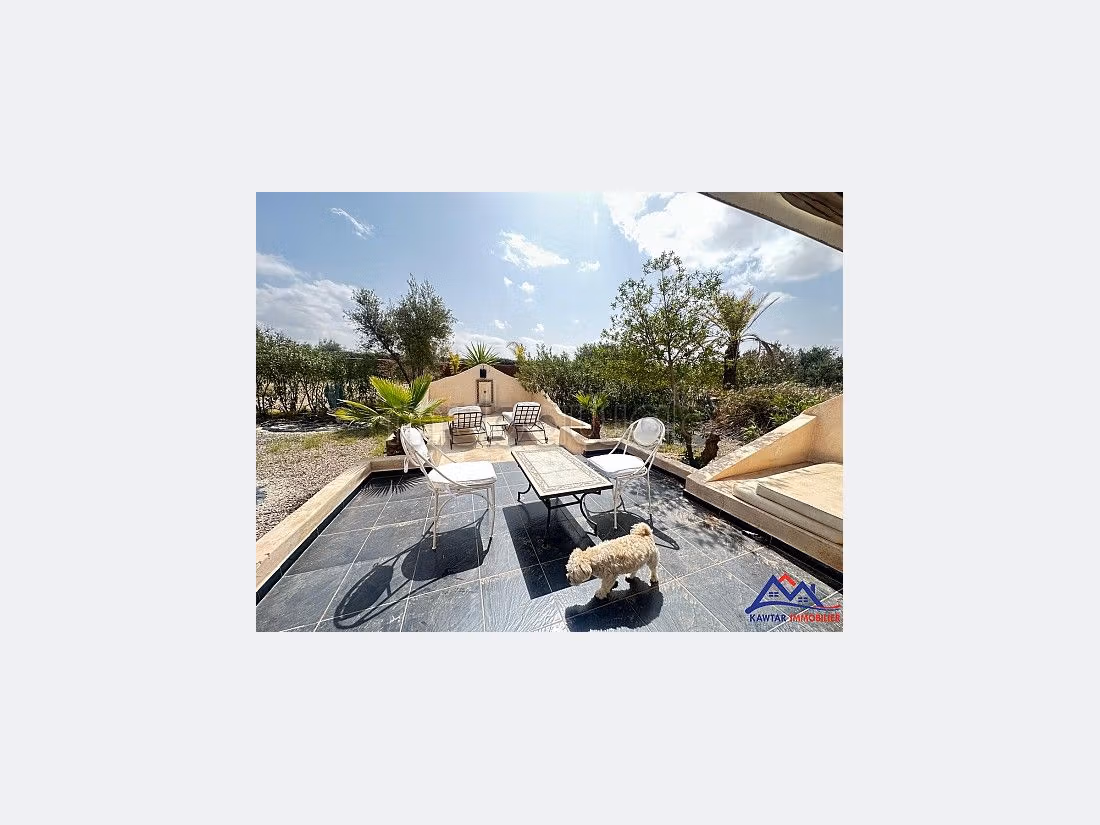 Nu kopen: villa's en luxe woningen in Route de l'Ourika. Oppervlakte 50000 m². Verkoelend zwembad