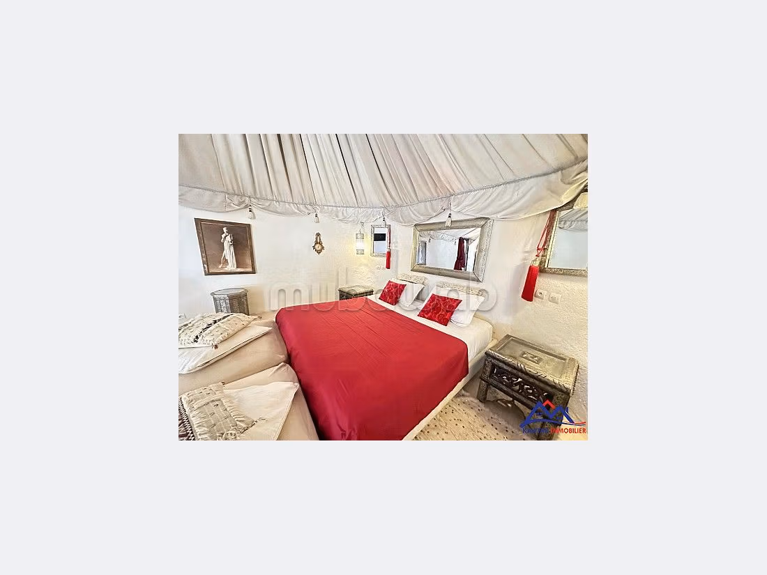 Nu kopen: villa's en luxe woningen in Route de l'Ourika. Oppervlakte 50000 m². Verkoelend zwembad