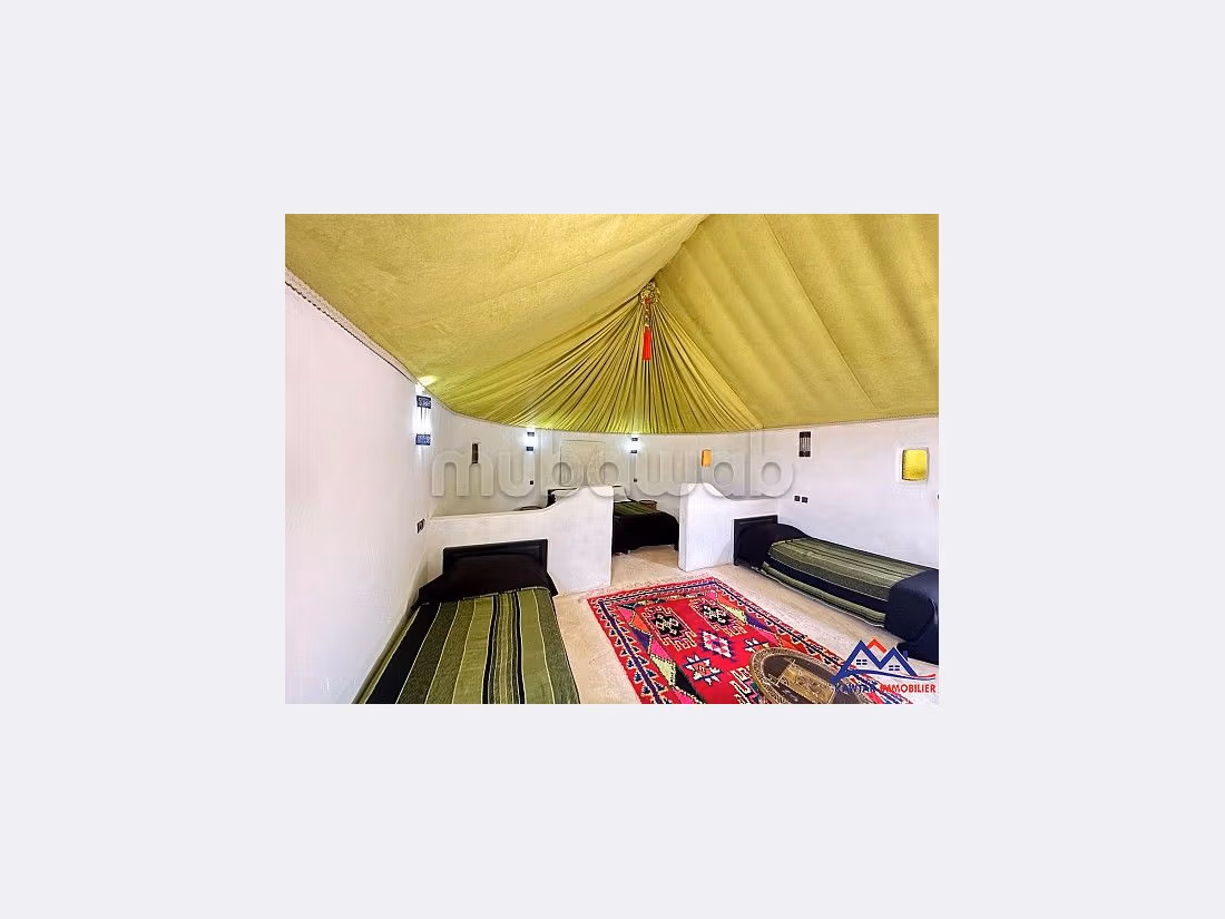 Nu kopen: villa's en luxe woningen in Route de l'Ourika. Oppervlakte 50000 m². Verkoelend zwembad