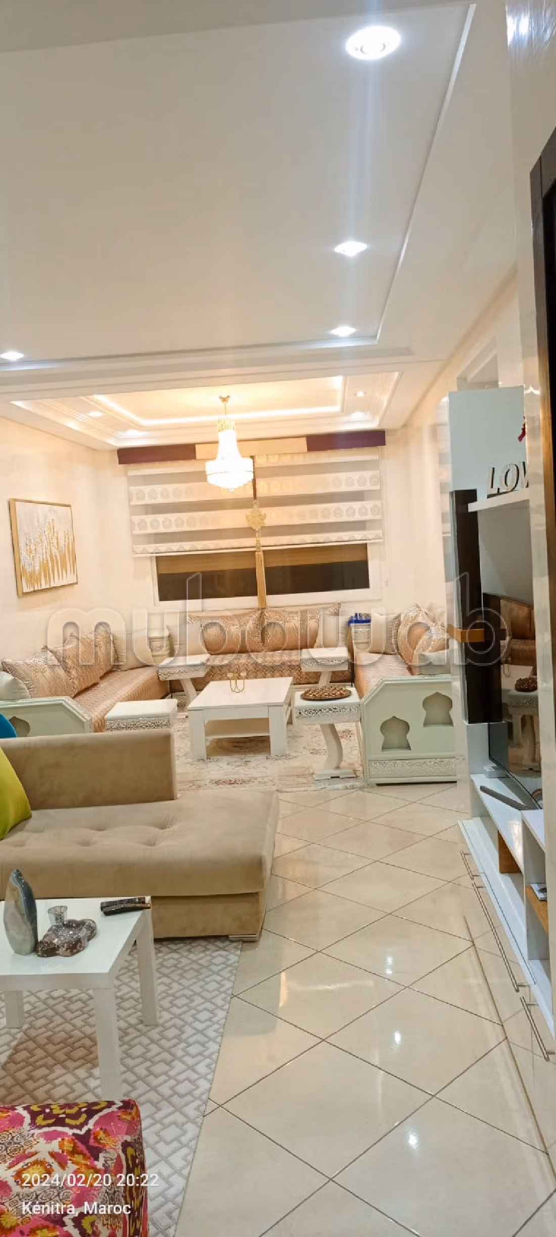 Rent this apartment in Mimosas. Area of 120 m². Furnishings.