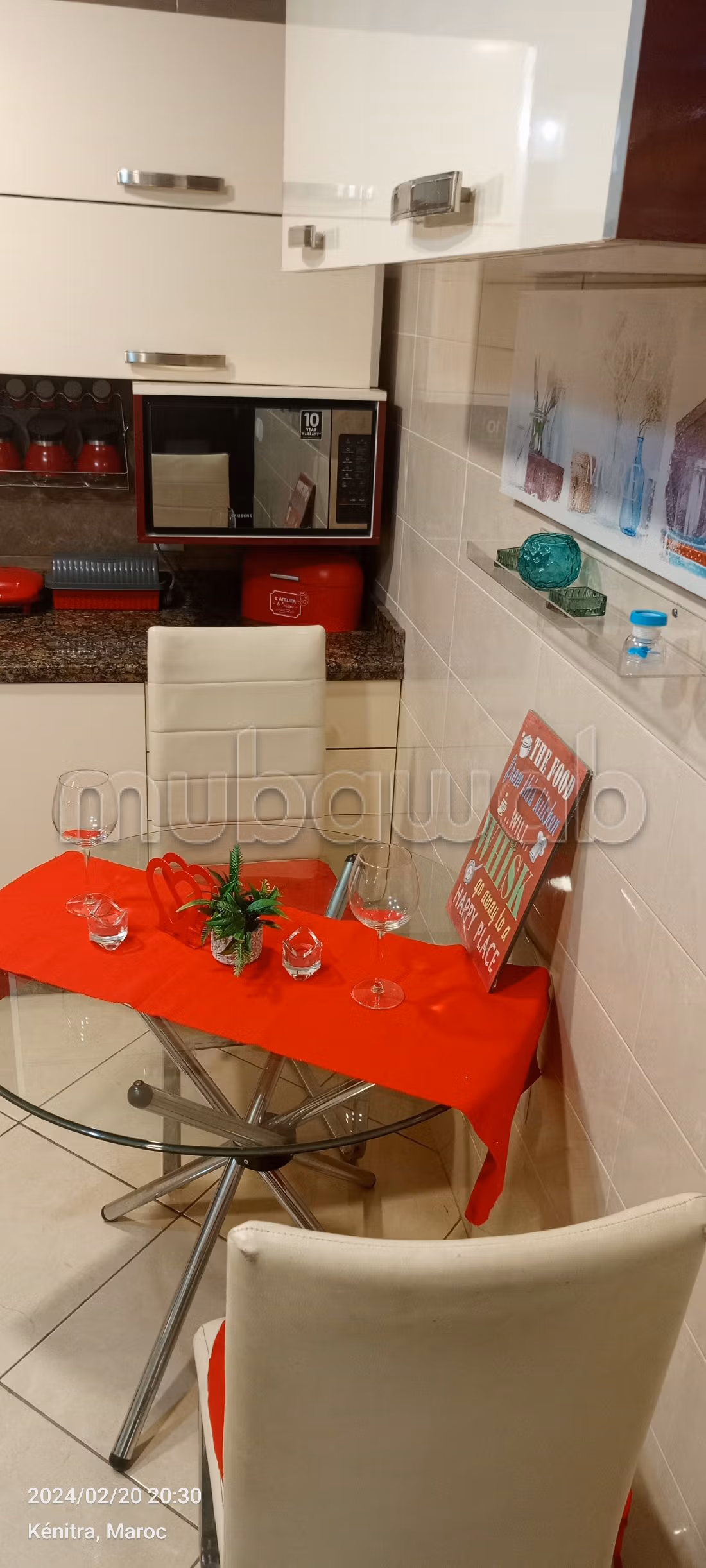 Rent this apartment in Mimosas. Area of 120 m². Furnishings.