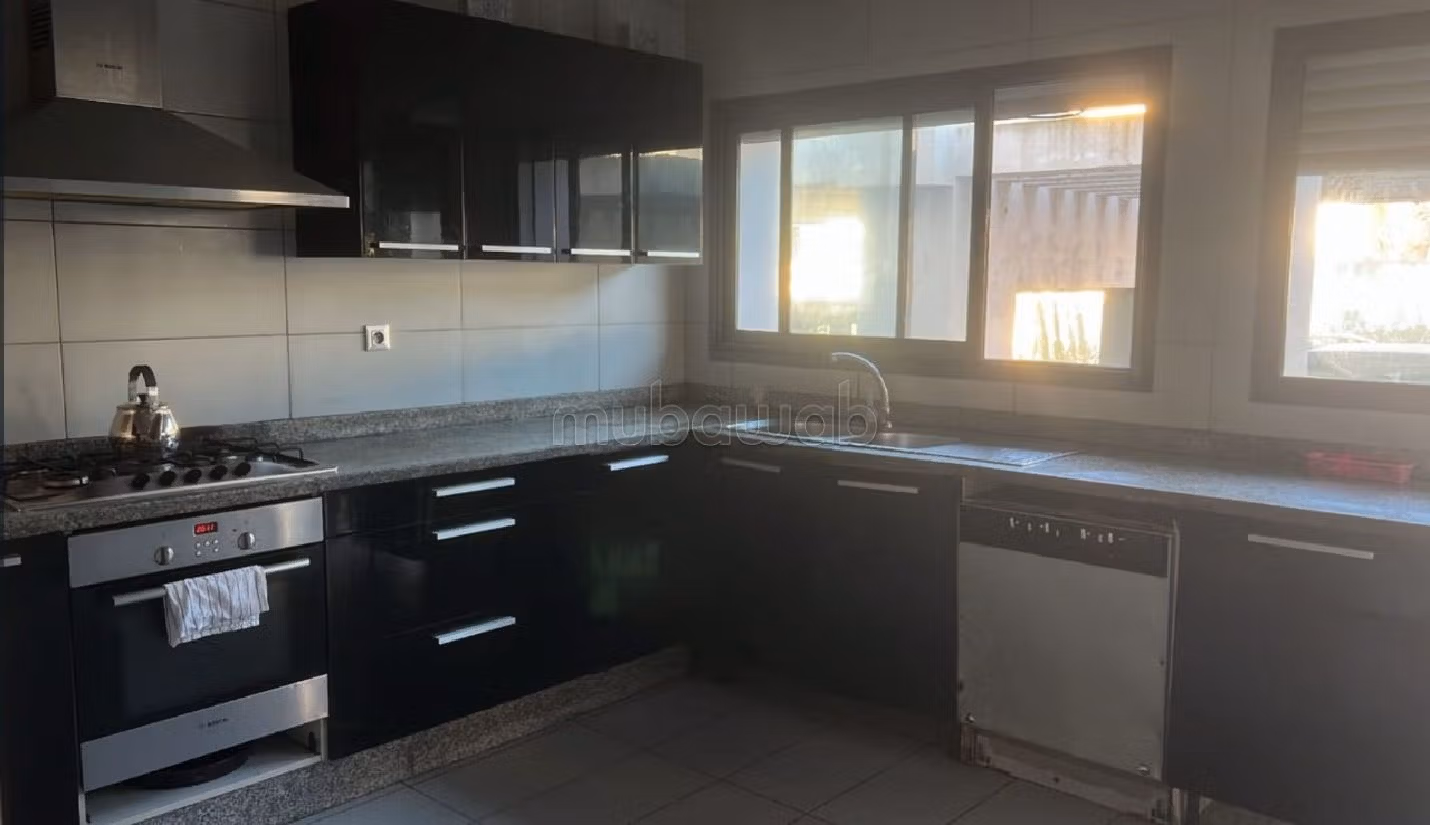 Luxury Villa for sale. 3 beautiful rooms. 