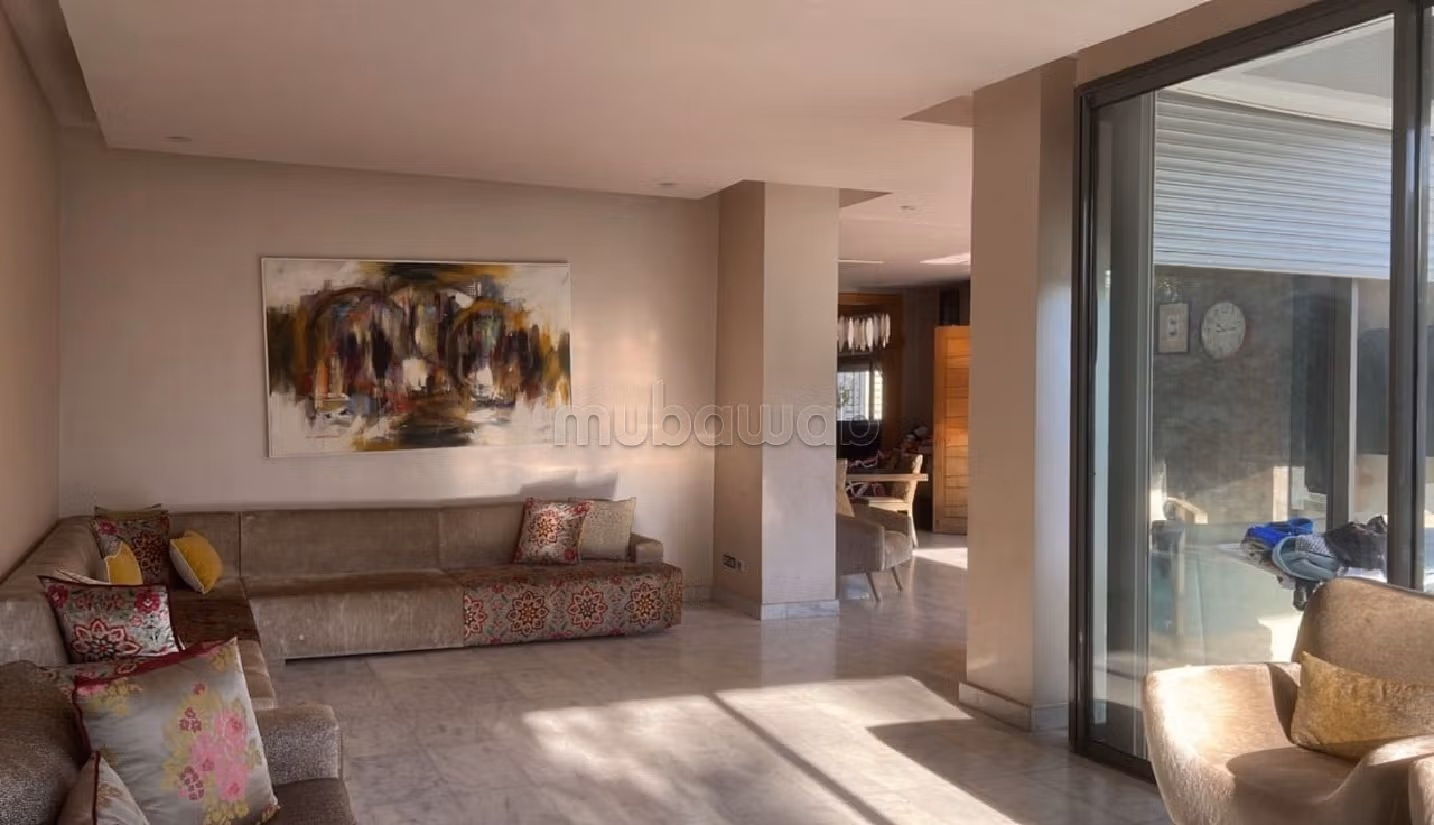 Luxury Villa for sale. 3 beautiful rooms. 