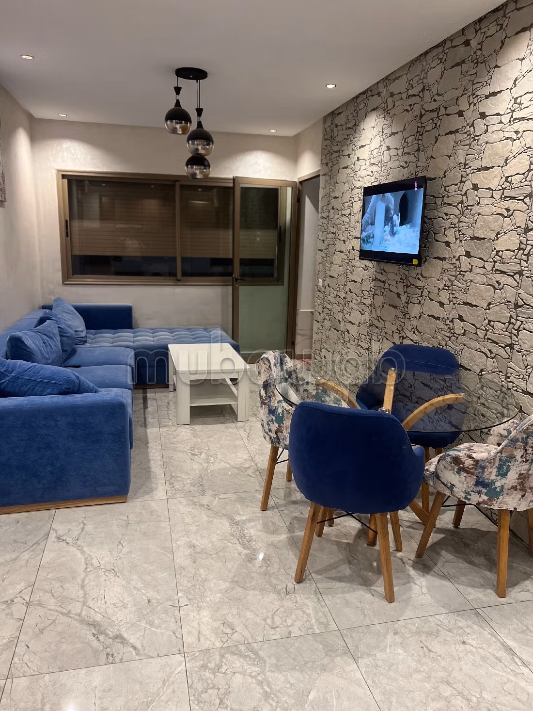 Vend appartement à El Mansouria. 1 Pièce. Meublé