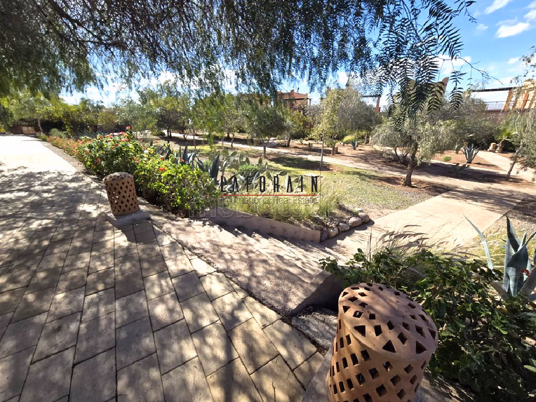 Luxueuses propriétés de 175m² avec piscines