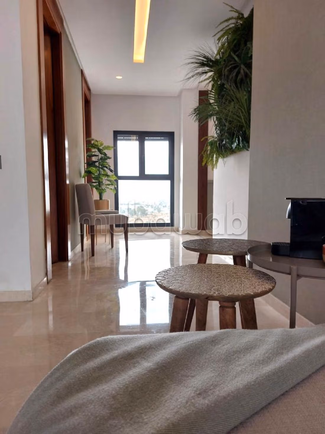 Bel appartement meublé à cfc