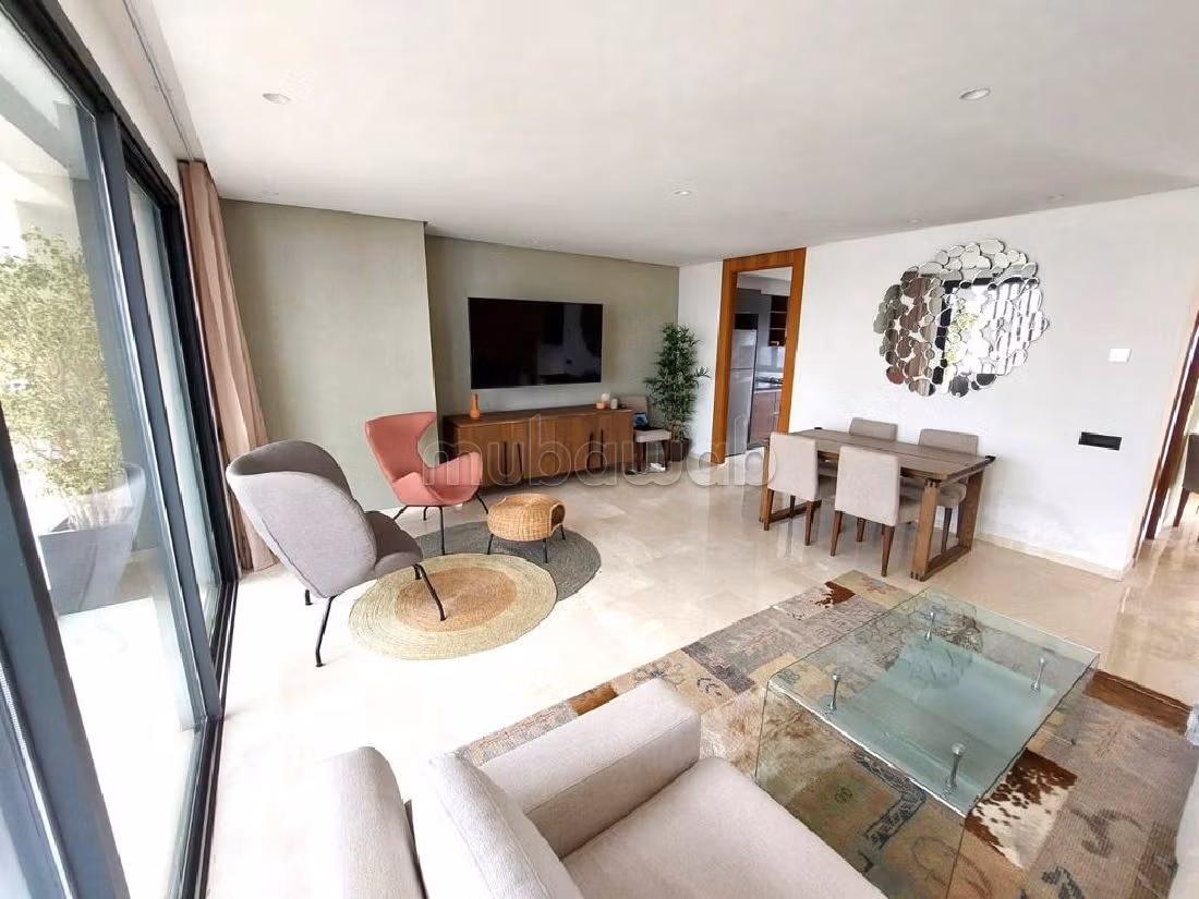 Bel appartement meublé à cfc