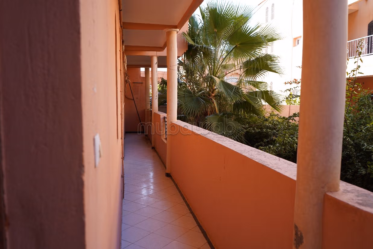 فيلا رائعة للبيع ب امرشيش. 6 قطع مريحة. حديقة وشرفة. 