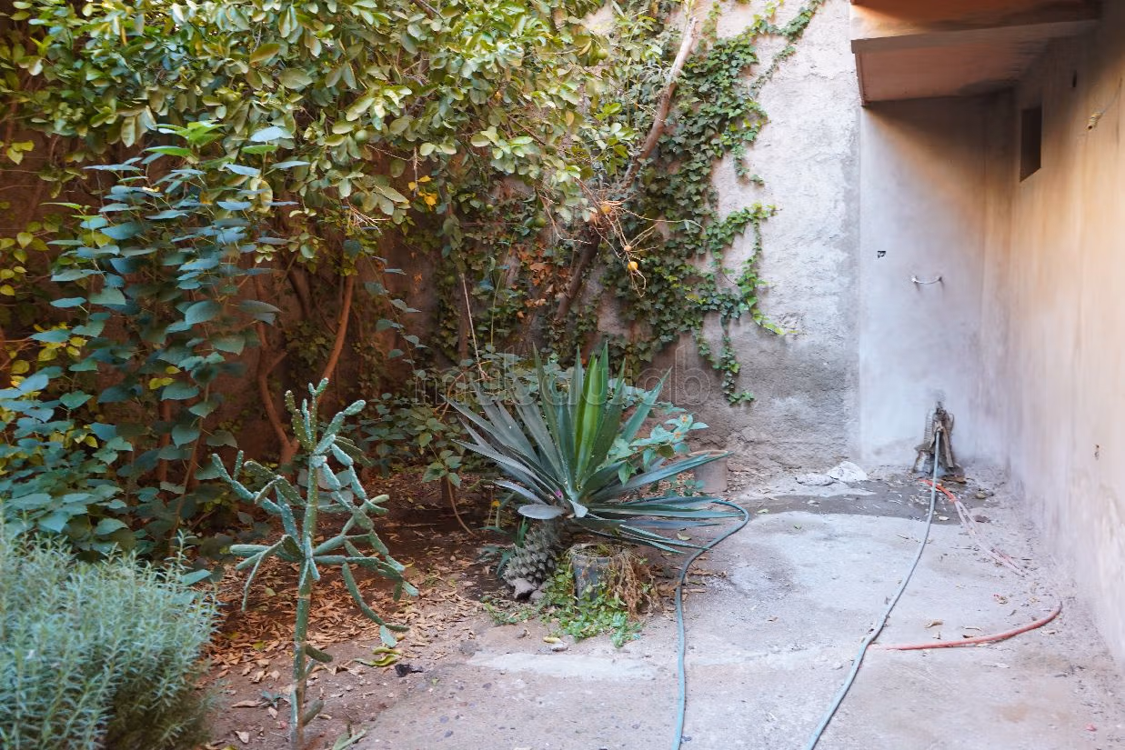 فيلا رائعة للبيع ب امرشيش. 6 قطع مريحة. حديقة وشرفة. 