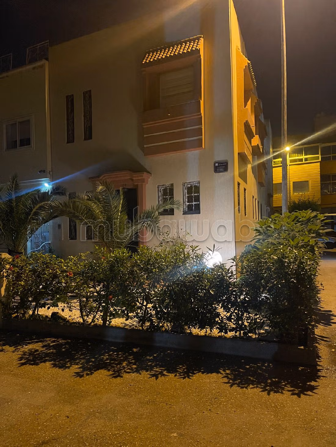 Kopen: huizen in Sidi Maarouf. 3 Ruimtes. Garage en mooi terras. 