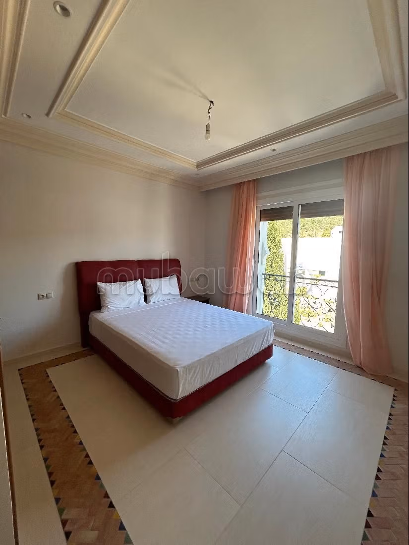 Magnifique villa à louer à Jbel Kbir. Meublé