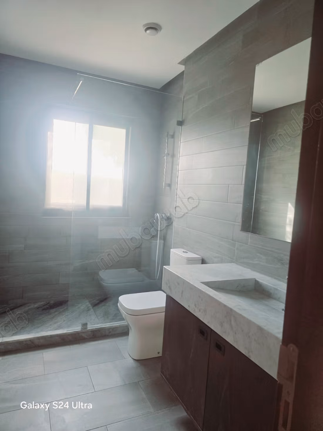 Apartamento en la planta baja en la ciudad verde