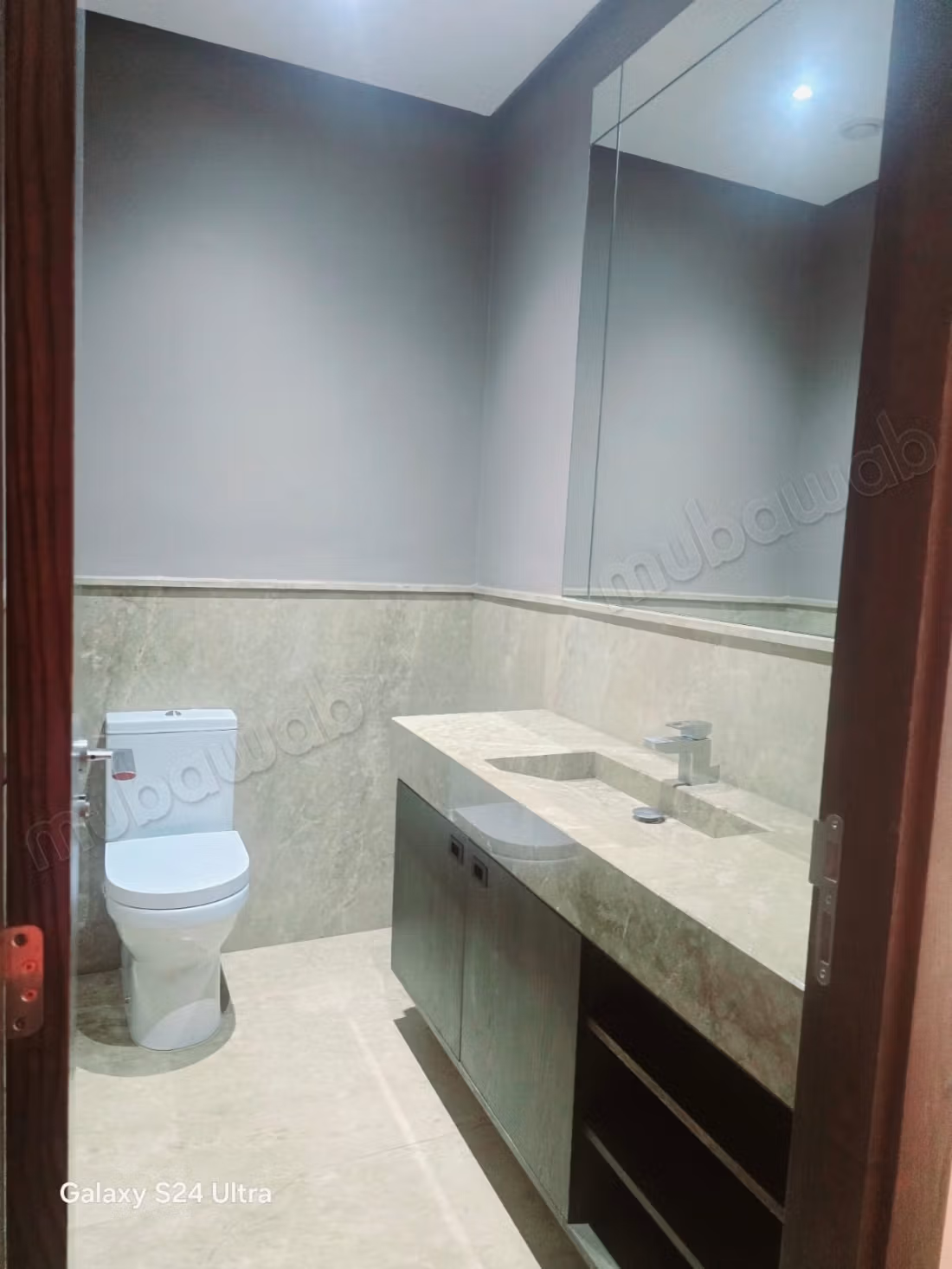 Apartamento en la planta baja en la ciudad verde