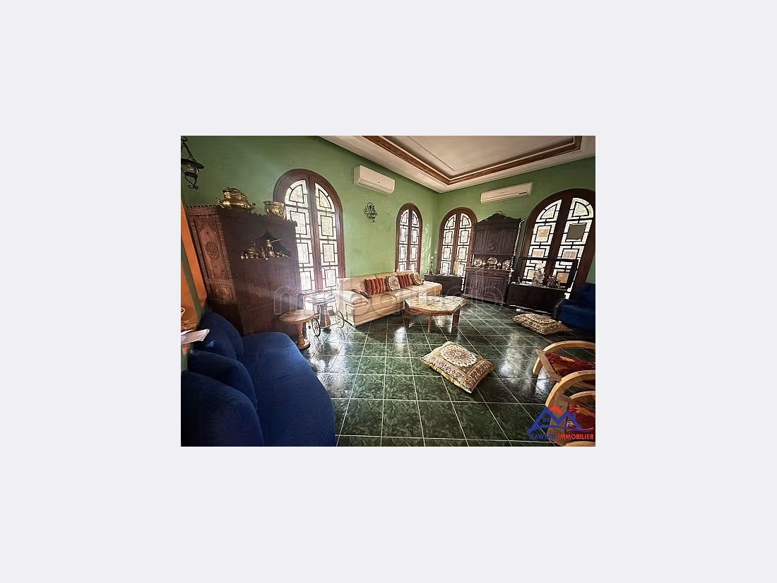 Villa de alto standing en venta en Route Casablanca. 4 hermosas habitaciones. Jardineras, Gran terraza