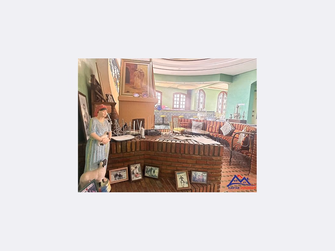 Villa de alto standing en venta en Route Casablanca. 4 hermosas habitaciones. Jardineras, Gran terraza