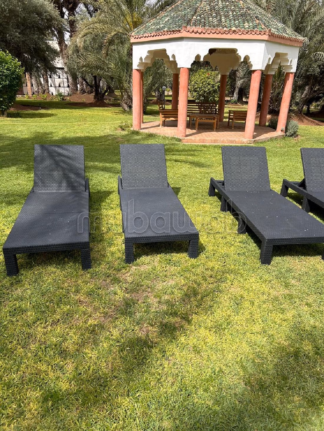 Esplendida villa en venta en Ennakhil Palmeraie. 16 dormitorios. Amueblado