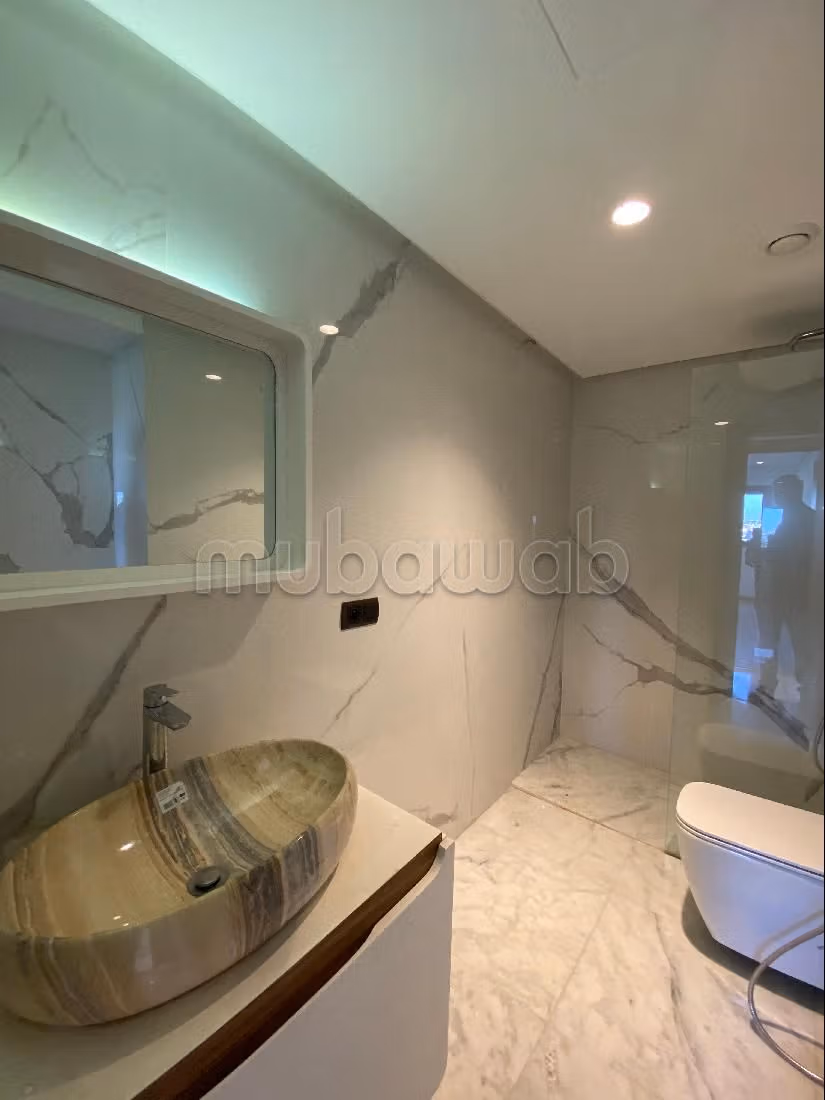 Appartamento da acquistare a Oasis. Superficie 96 m². Terrazzo e ascensore.