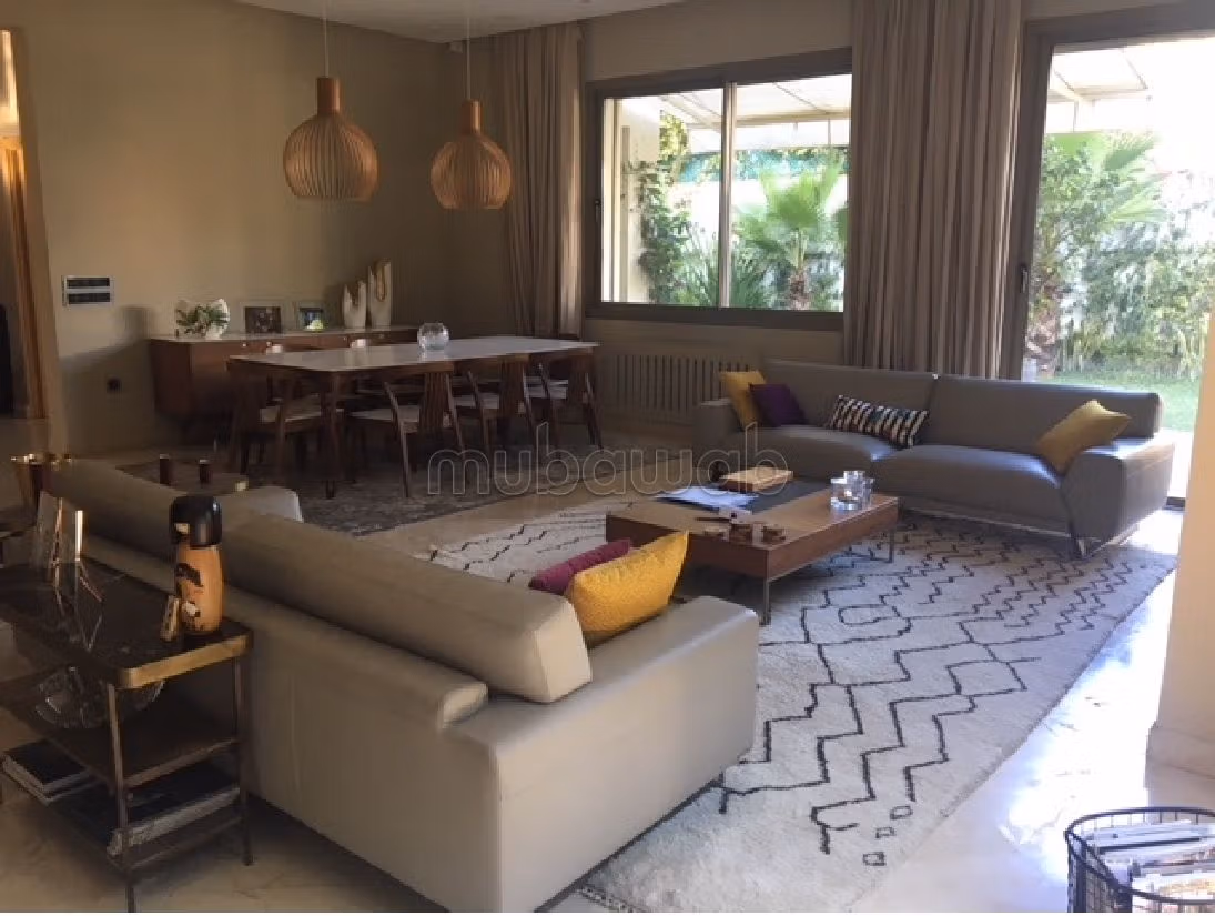 Nu kopen: villa's en luxe woningen in Oasis. 3 Slaapkamers. Met zwembad en airconditioning. 