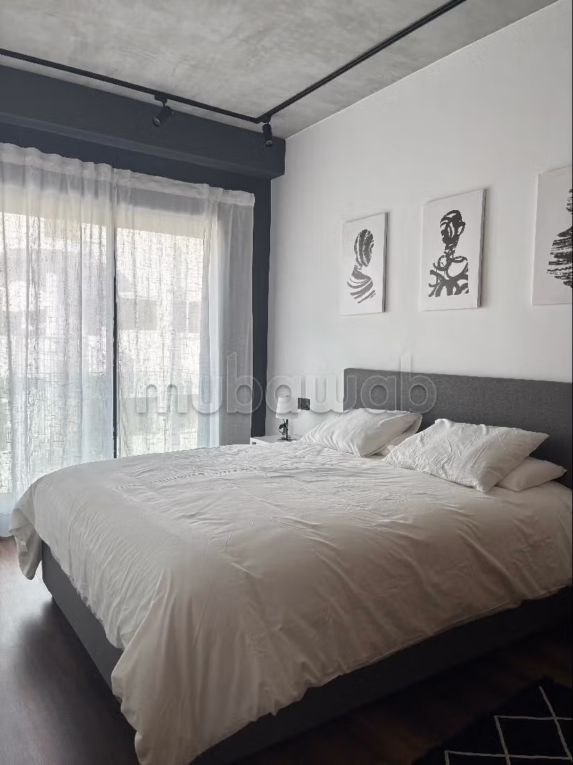 Bonito piso en alquiler en Gauthier. Superficie de 60 m². con muebles. 