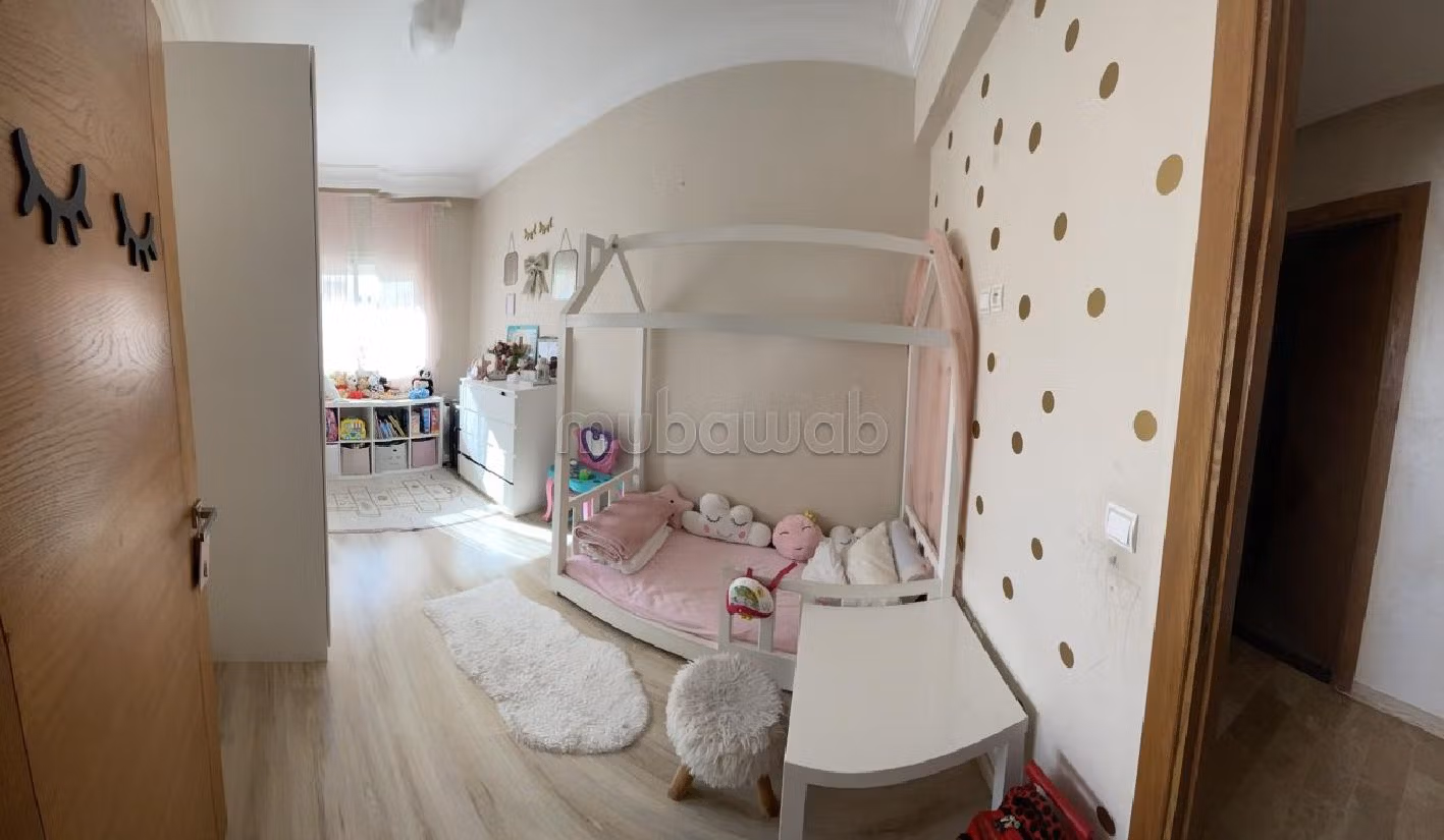 Koopappartementen in Oulfa. 3 Ruimtes. woonkamer met Marokkaanse inrichting. 