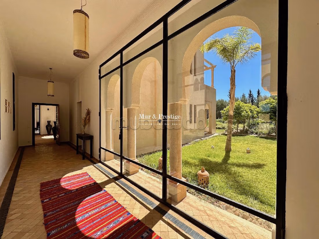 Se vende villa de lujo. 6 habitaciones