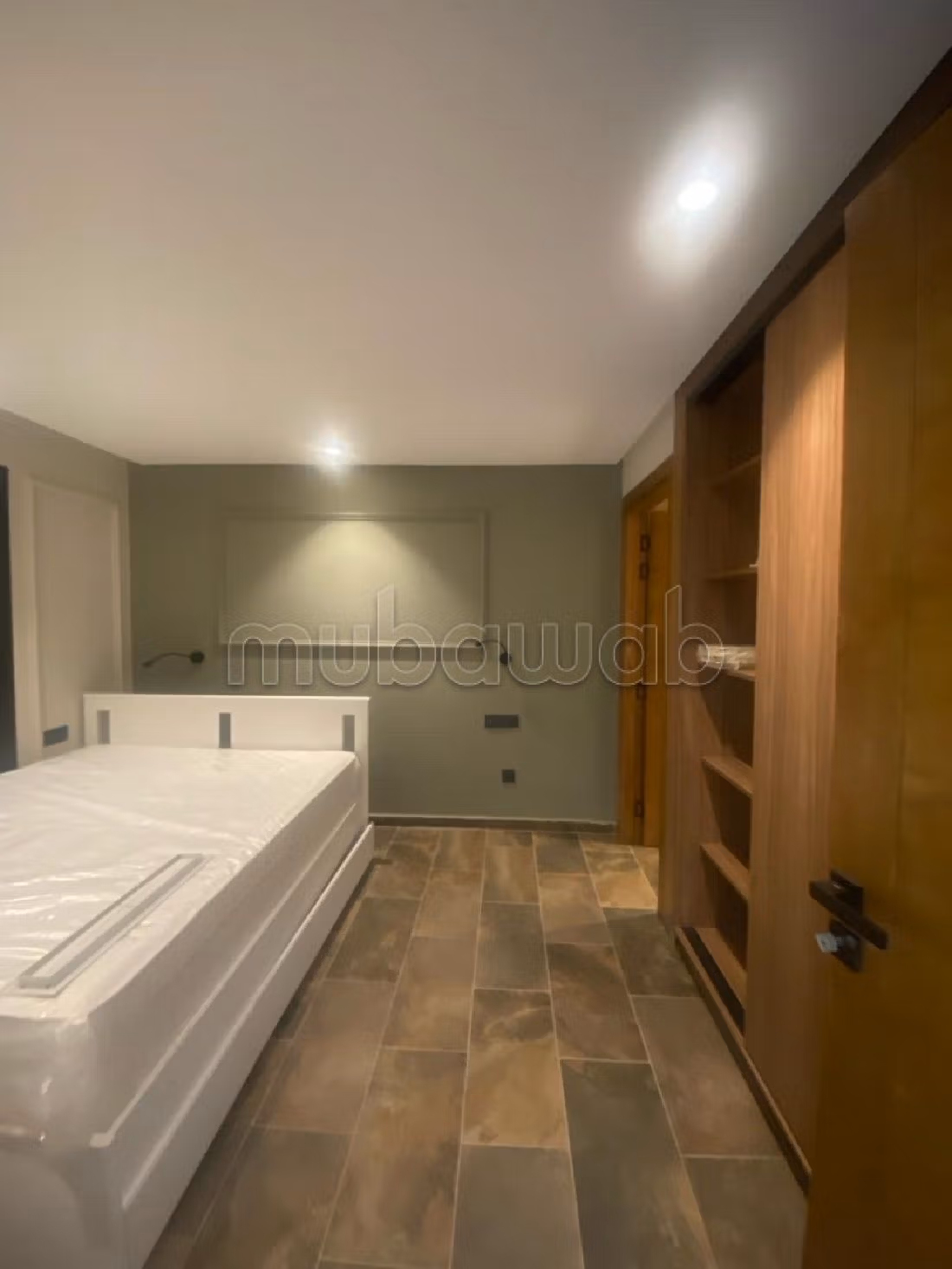 Te huur: villa's en luxe woningen in Riyad. Oppervlakte 200 m². Beveiligingssysteem en satellietschotel. 