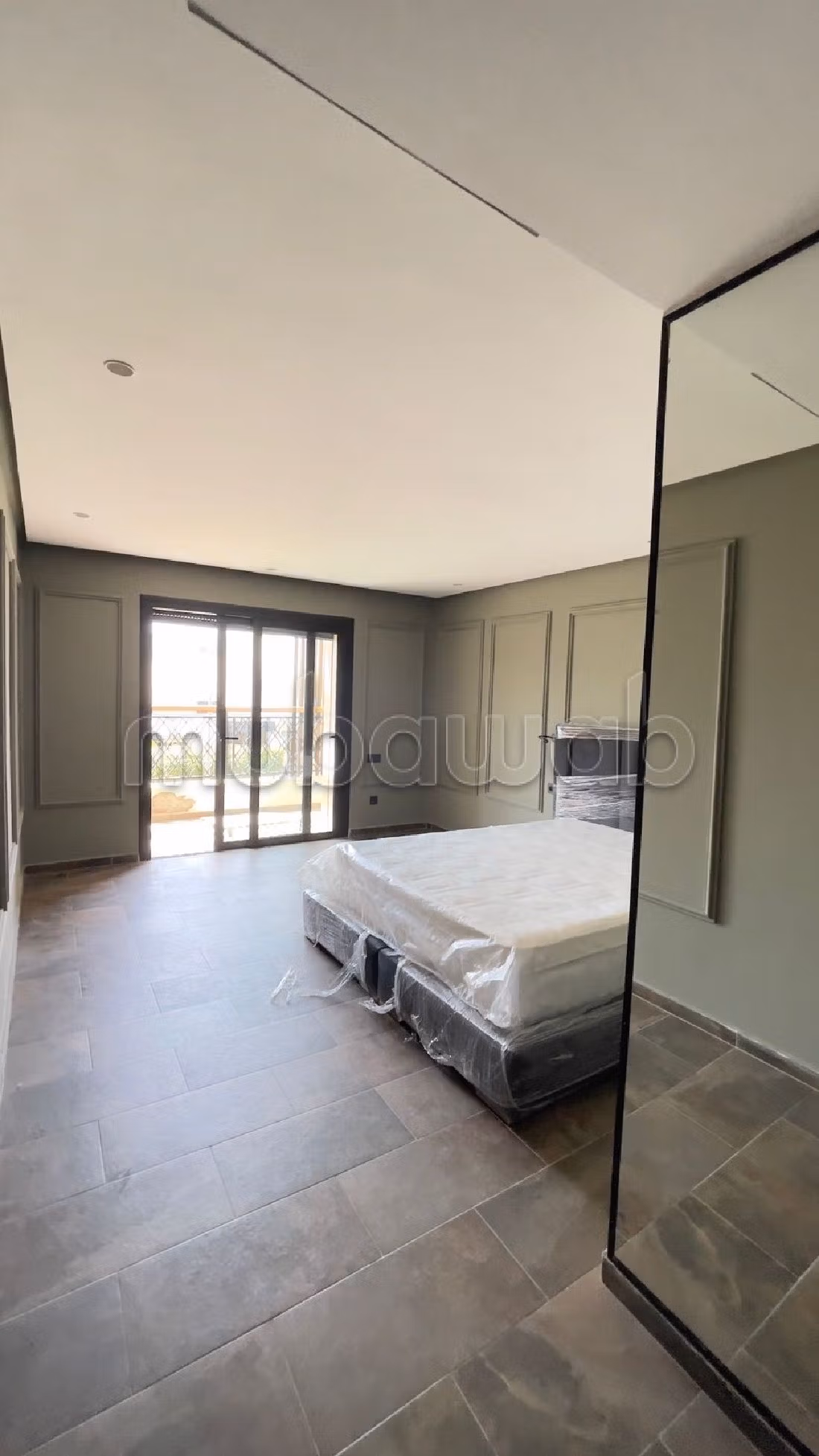 Te huur: villa's en luxe woningen in Riyad. Oppervlakte 200 m². Beveiligingssysteem en satellietschotel. 