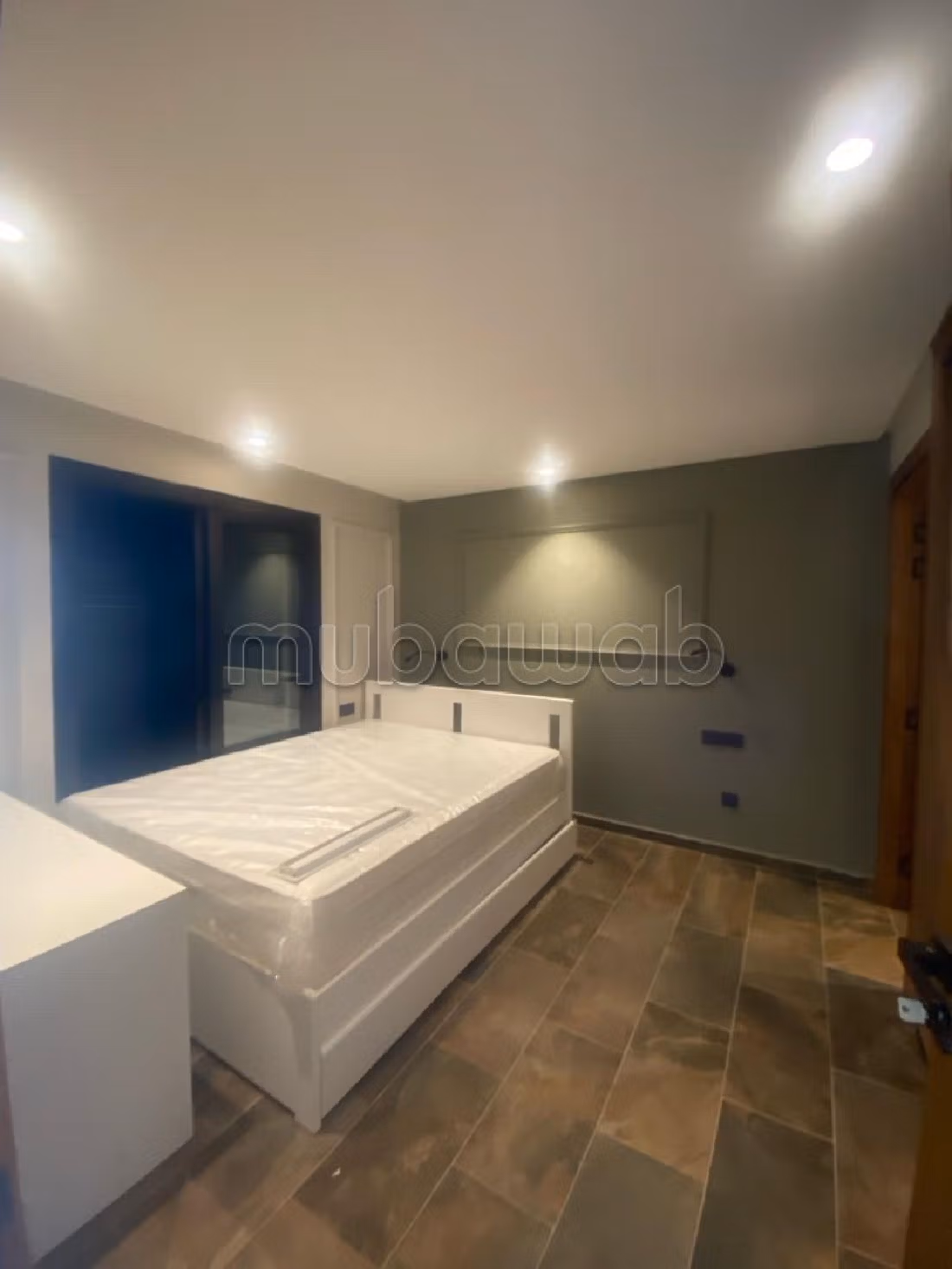 Te huur: villa's en luxe woningen in Riyad. Oppervlakte 200 m². Beveiligingssysteem en satellietschotel. 