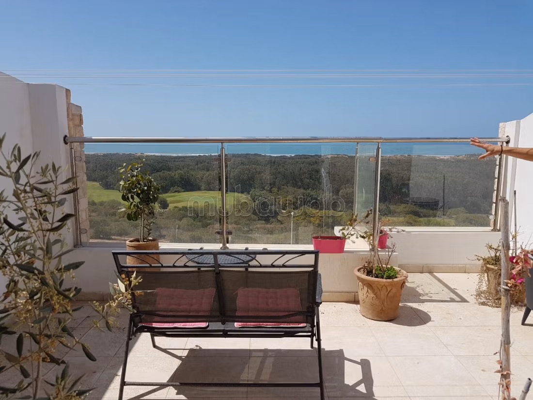 Encuentra un piso en alquiler en Centre ville. 7 habitaciones confortables. Armarios