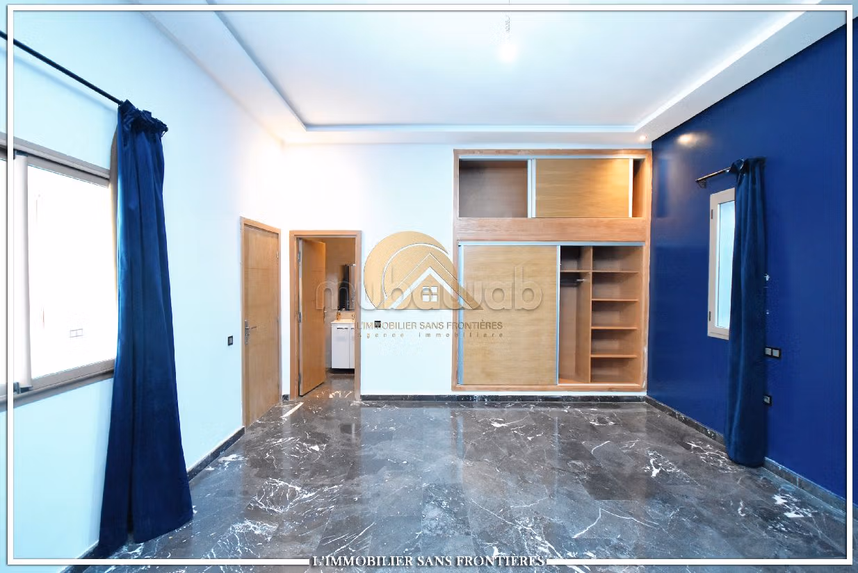 Magnífica villa en venta en Route de Fez. 5 hermosas habitaciones. Jardín y terraza