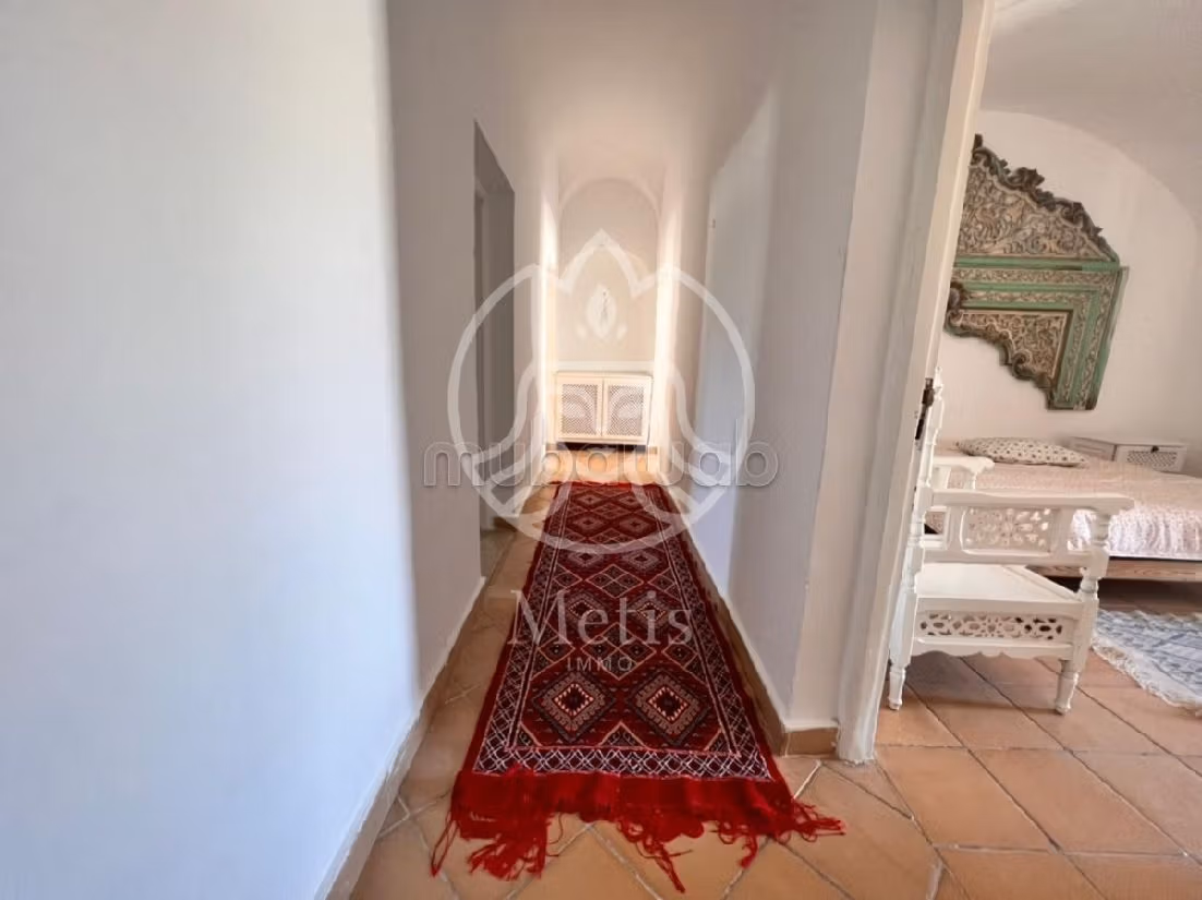 فيلات و منازل فاخرة للكراء ب الحمامات الشمالية. 3 غرف ممتازة. مكيف للهواء وحوض للسباحة. 