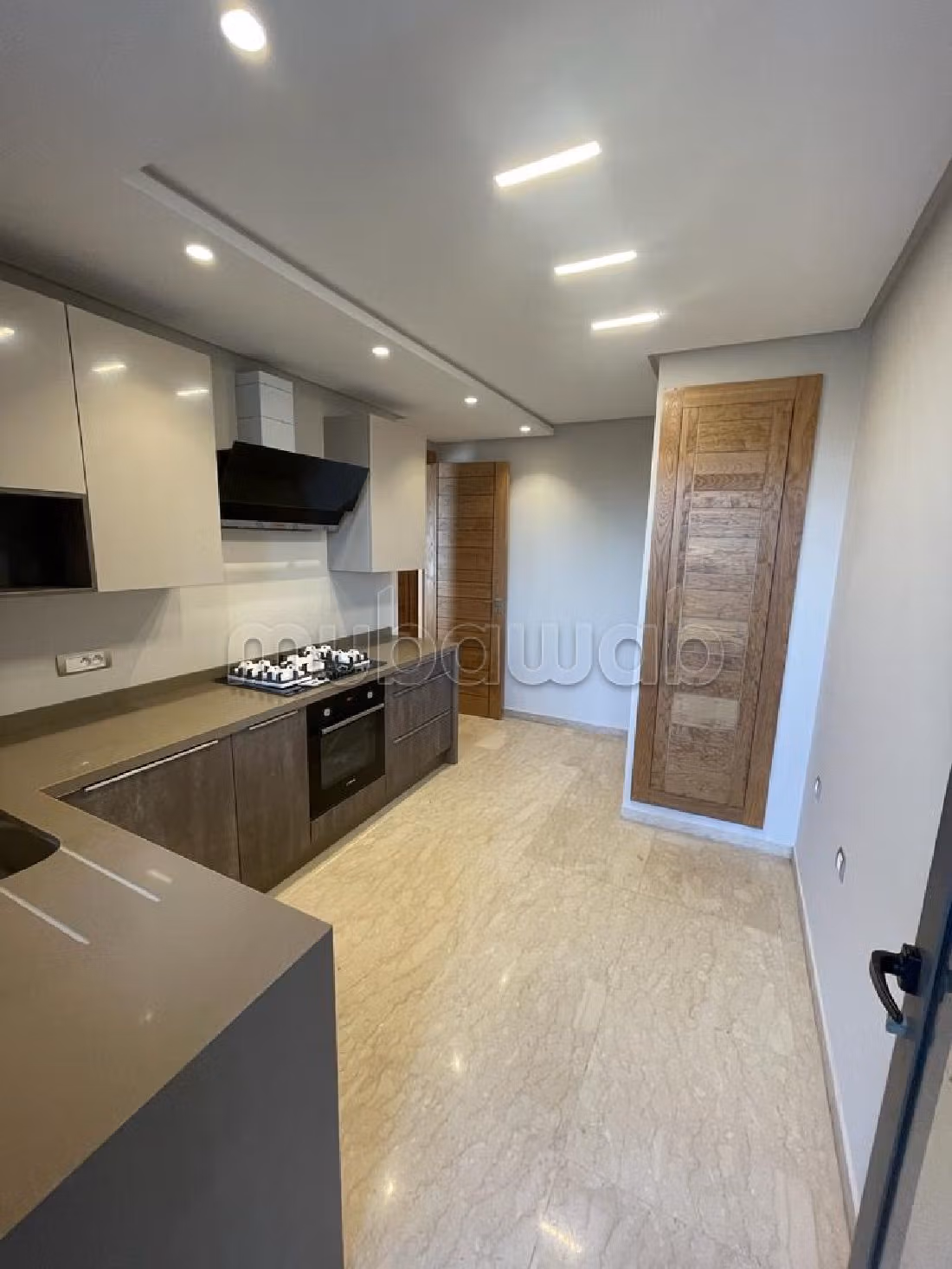 Flat for rent. 3 beautiful rooms. 