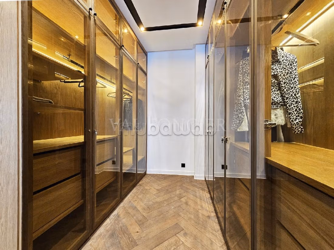 Location d'un appartement exceptionnel avec vue frontale sur la mer à Anfa Place, Ain Diab