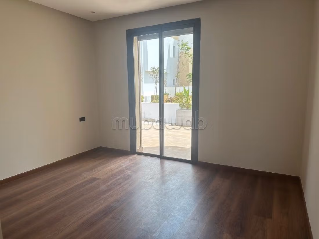 Encuentra un piso en alquiler en Ville Verte. 4 habitaciones. 