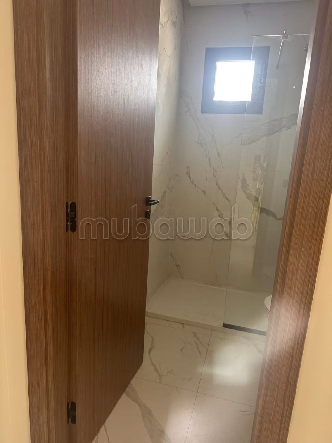 Encuentra un piso en alquiler en Ville Verte. 4 habitaciones. 
