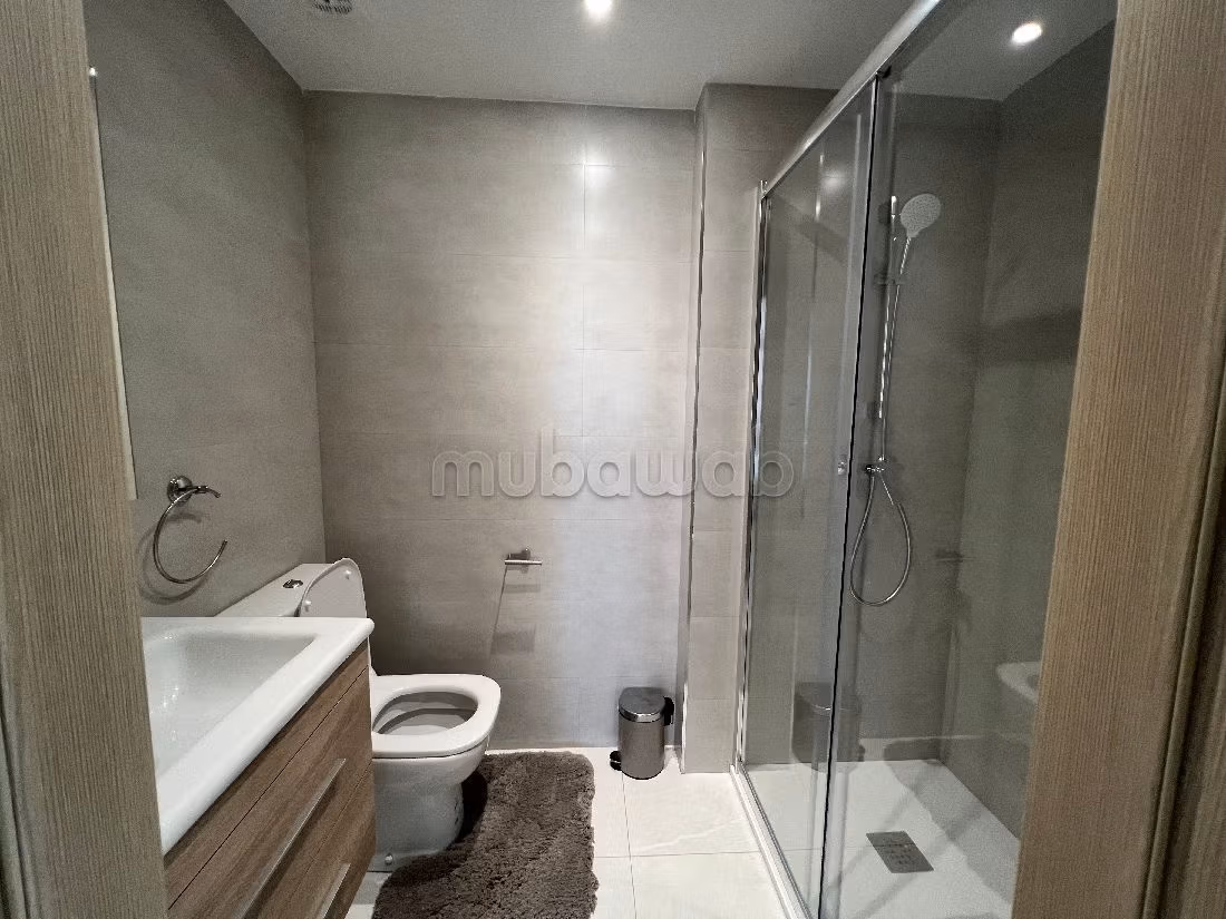 بيع شقة ب طنجة البالية. المساحة 104 م². مفروشة