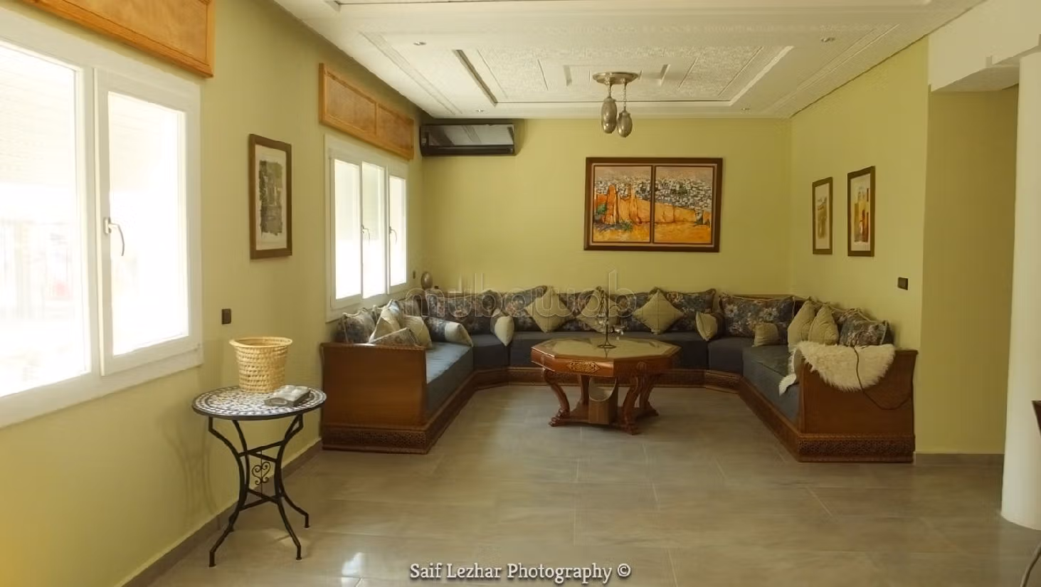 Beautiful apartment for sale in Californie. 11 comfortable rooms. Garden and terrace. 