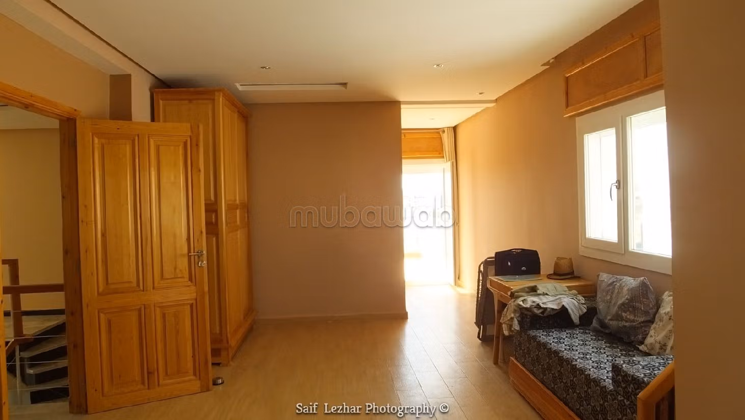 Beautiful apartment for sale in Californie. 11 comfortable rooms. Garden and terrace. 